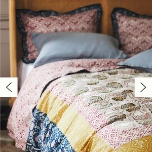 Anthropologie Meguro Full size duvet with two standard shams